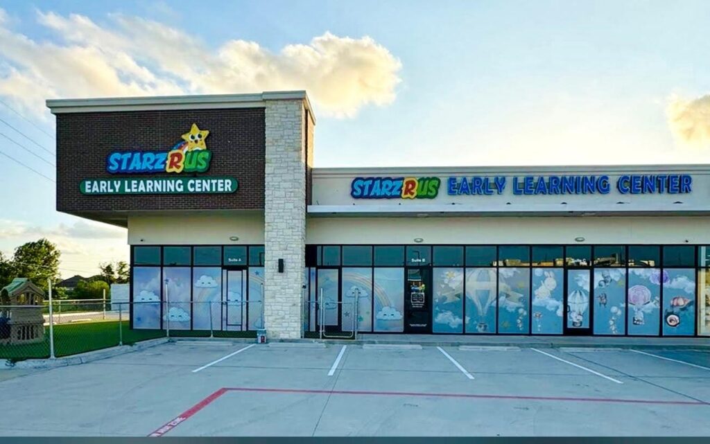 Grand Vista Starz R Us exterior